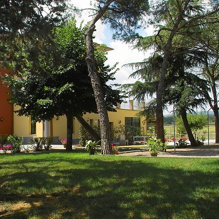 Hotel Tiziana Montepulciano Stazione Exteriör bild