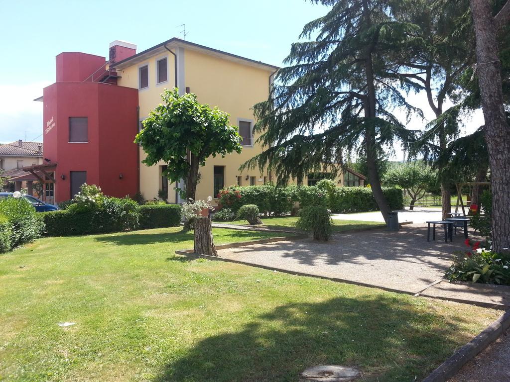 Hotel Tiziana Montepulciano Stazione Exteriör bild