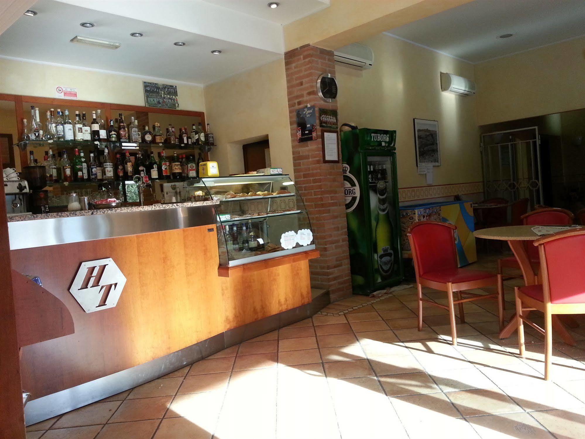 Hotel Tiziana Montepulciano Stazione Exteriör bild